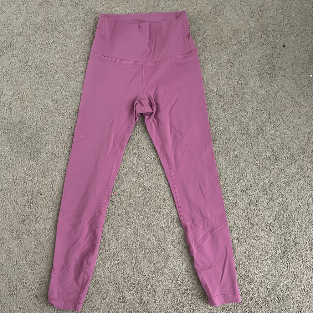 Lululemon pink aligns!